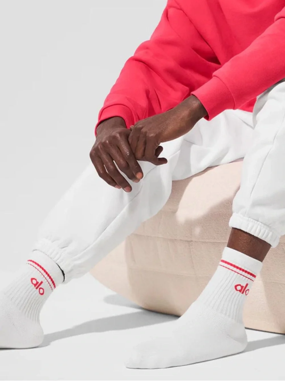 Alo Yoga Limited Edition Unisex Half-Crew Throwback Sock White/Candy Red NEW